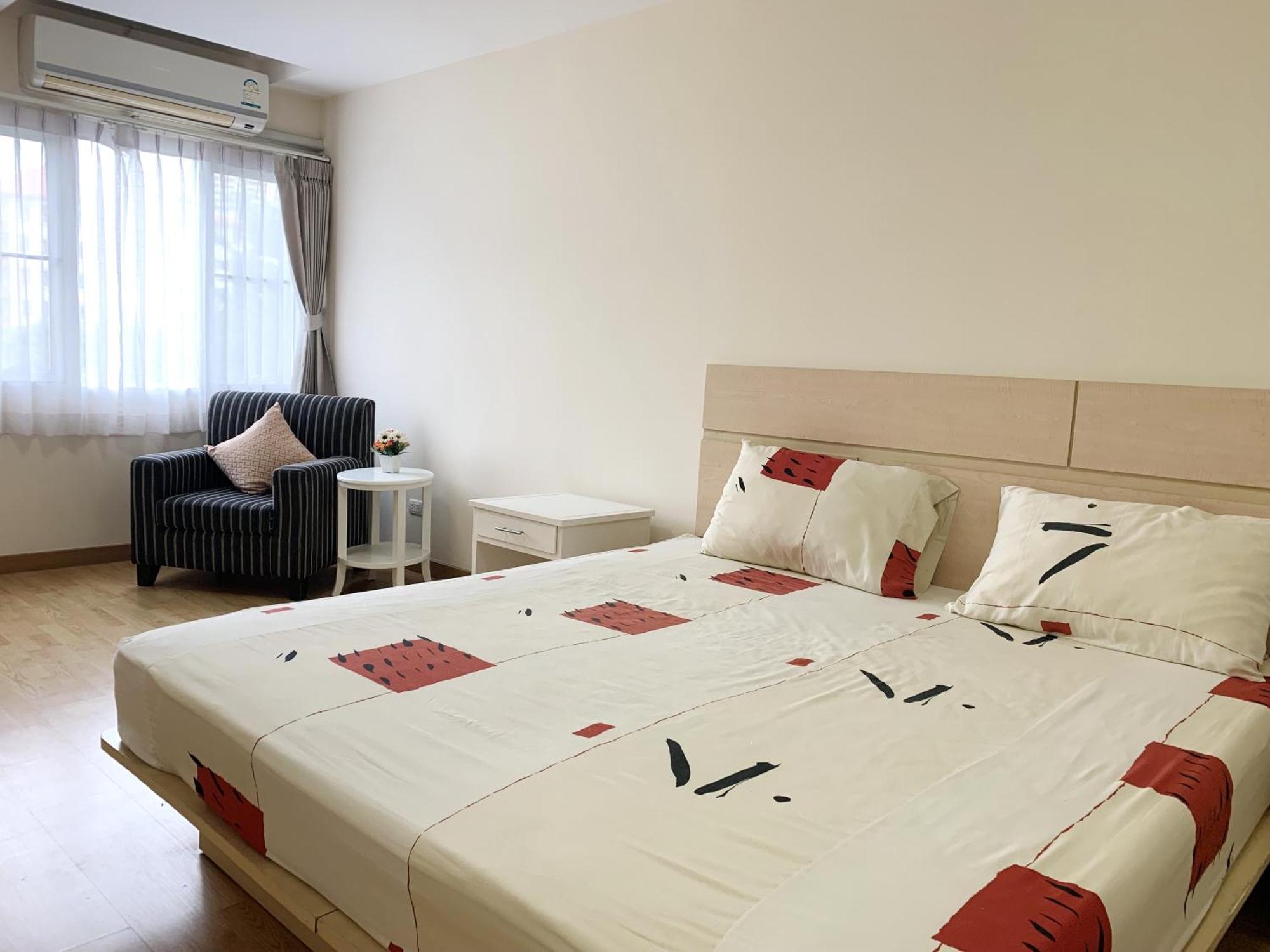 Charming Resident At Ekkamai From Studio Unit Up To 2 Bedroom Apartment بانكوك المظهر الخارجي الصورة